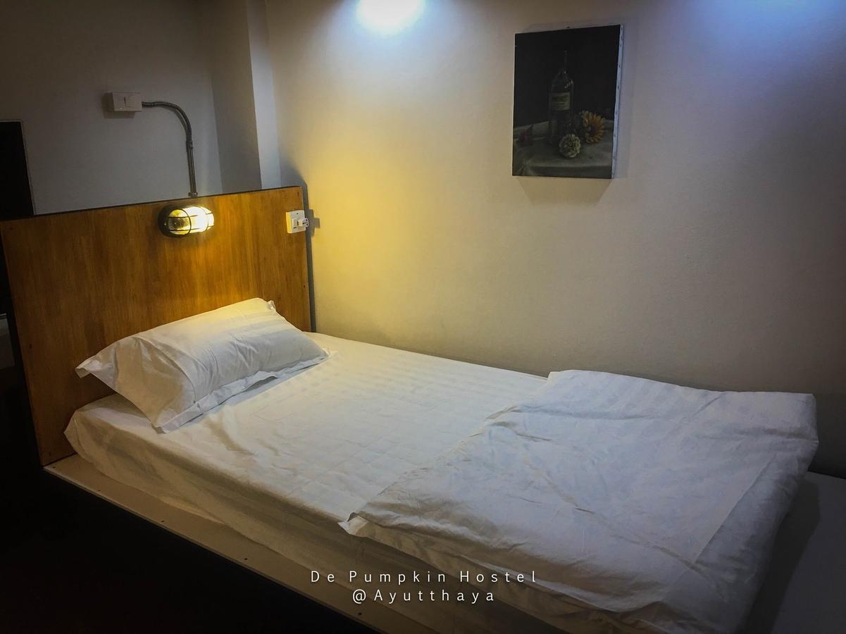 De Pumpkiin Hostel Пра Након Си Аютая Екстериор снимка