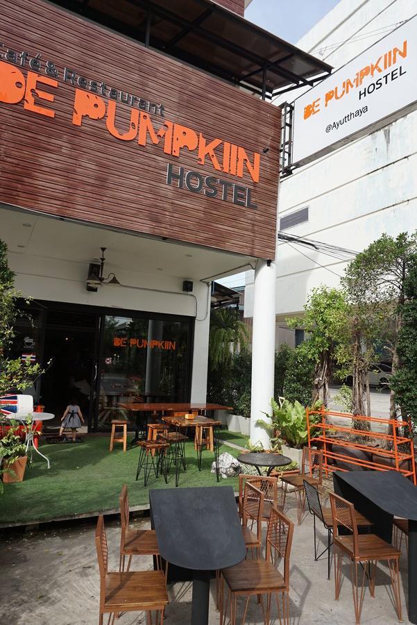 De Pumpkiin Hostel Пра Након Си Аютая Екстериор снимка