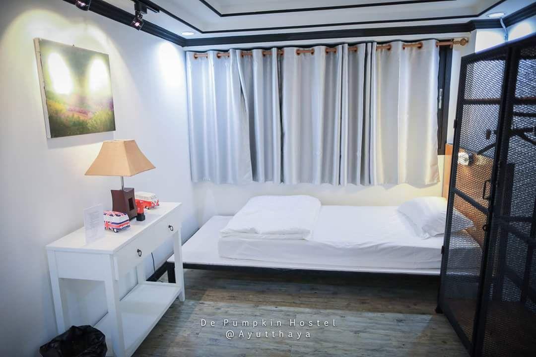 De Pumpkiin Hostel Пра Након Си Аютая Екстериор снимка