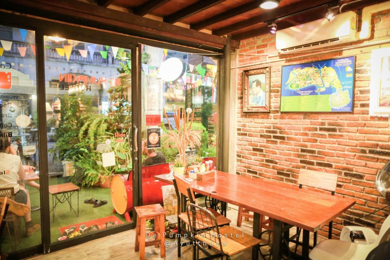 De Pumpkiin Hostel Пра Након Си Аютая Екстериор снимка