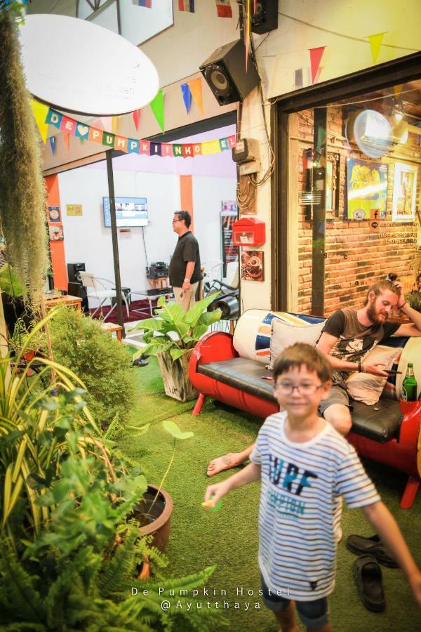 De Pumpkiin Hostel Пра Након Си Аютая Екстериор снимка