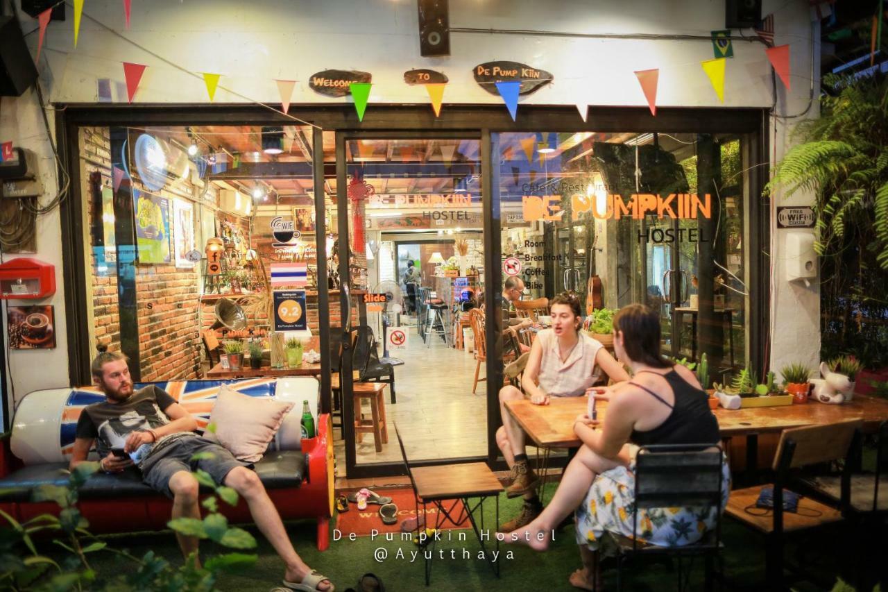 De Pumpkiin Hostel Пра Након Си Аютая Екстериор снимка